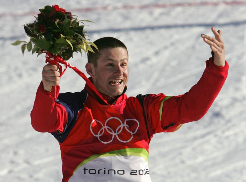 Олімпійський призер вижив в авіакатастрофі: фото з місця події