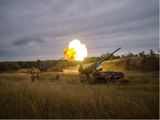 ЗСУ відбили наступ ворога на Бахмут та ще 5 населених пунктів, а також знищили склад ПММ окупантів, — Генштаб