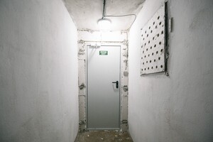 В парке Шевченко открыли обновленное бомбоубежище