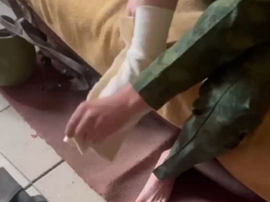 У чому діди воювали: російським військовим видали «сучасні» онучі та «кирзаки»