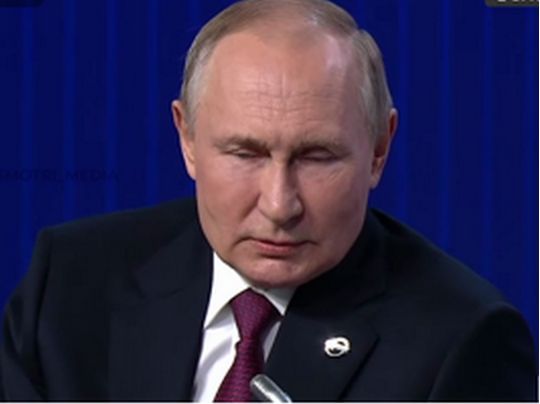 «За Фрейдом»: у Зеленського прокоментували багатослівний і порожній виступ путіна