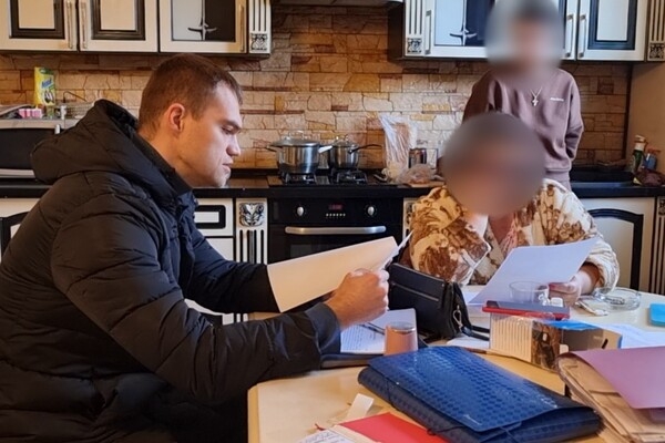 В Одессе две женщины организовали переправку уклонисту за 5000 долларов