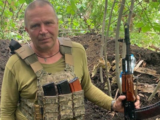 «Від нього погано пахне»: в поїзді бійця, який їхав з війни, вигнали у тамбур