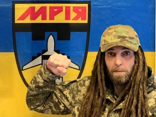 Дизель із Green Grey продає особисті речі та квартиру, щоб допомогти ЗСУ