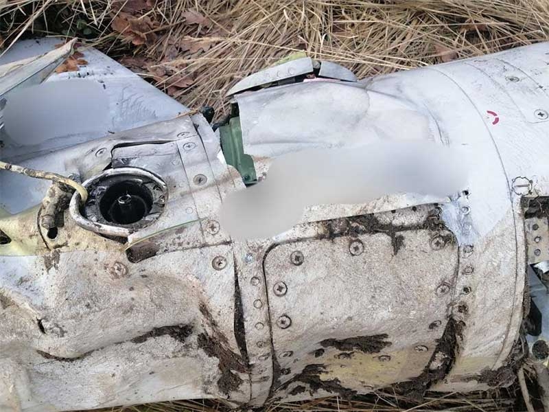 Масований ракетний обстріл України 29 грудня: у кількох районах Київської області виявили уламки збитих ракет (фото)