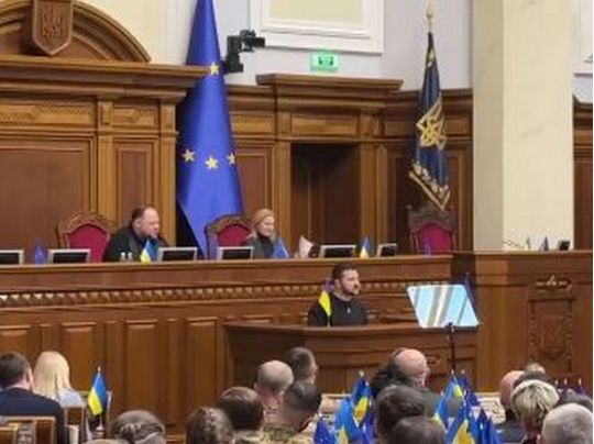 Зеленський виступив на закритому засіданні Ради: про що говорив президент