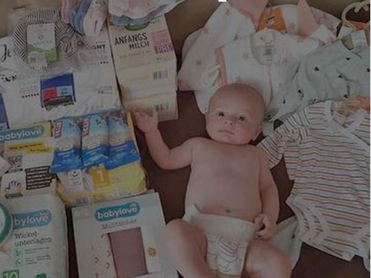 Ще 10 тисяч українських сімей отримають безкоштовні набори для немовлят: які умови та як подати заявку