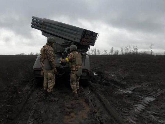 Забирають навіть інвалідів: ворог несе великі втрати й «мобілізовує» чоловіків на окупованих територіях, — Генштаб