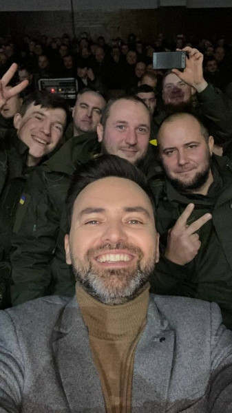 «Ракета вибухнула біля будинку моїх батьків»: Тимур Мірошниченко про свою агресію та великі зміни у житті