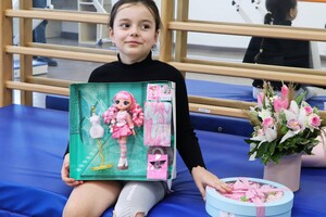 Незламна: как сейчас живет маленькая Александра Паскаль, потерявшая ножку после обстрела в Затоке