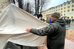 В Одессе открыли мемориал в память о погибших бойцах нацгвардии 