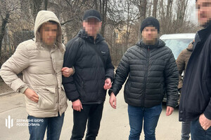 В Одессе полицейские зарабатывали на продаже наркотиков и попались 