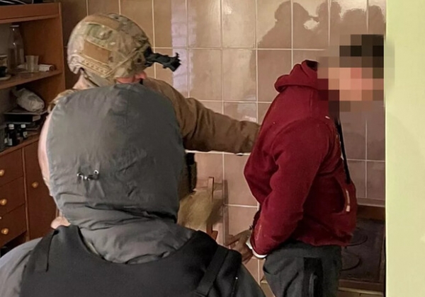 Вел огонь по Донецкому аэропорту: подробности задержания экс-боевика батальона "Спарта"