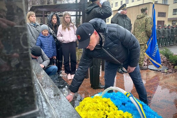 В Одессе открыли мемориал в память о погибших бойцах нацгвардии 