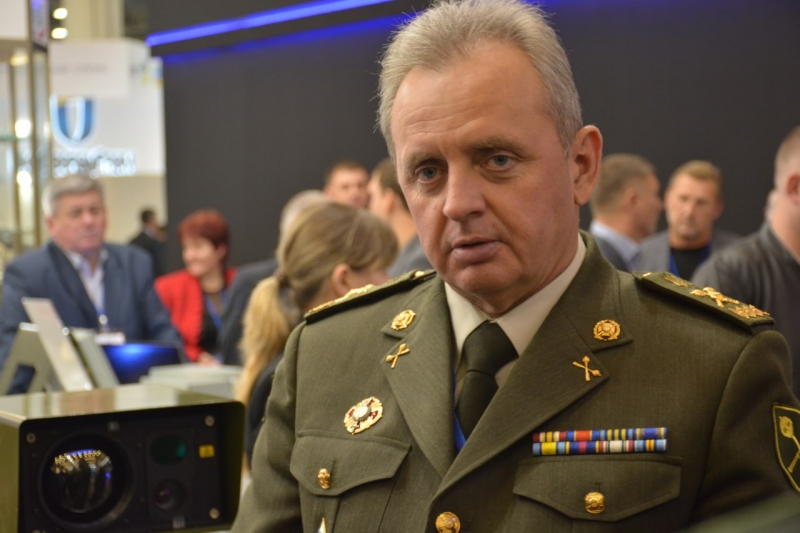 «Як тільки закінчиться війна й історики отримають доступ до певних документальних джерел, багато легенд просто будуть зруйновані», — Віктор Муженко