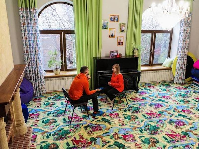 Перемогти рак та побачити світ: історія підопічної центру «Єва»