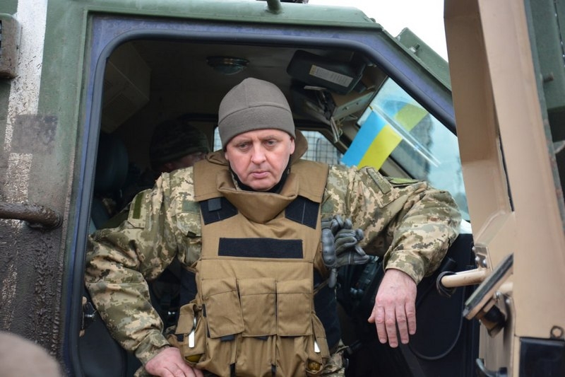 «У нас є всі можливості й всі шанси розгромити росію на полі бою», — генерал Віктор Муженко