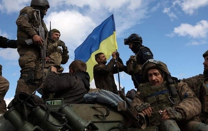 «У нас є всі можливості й всі шанси розгромити росію на полі бою», — генерал Віктор Муженко