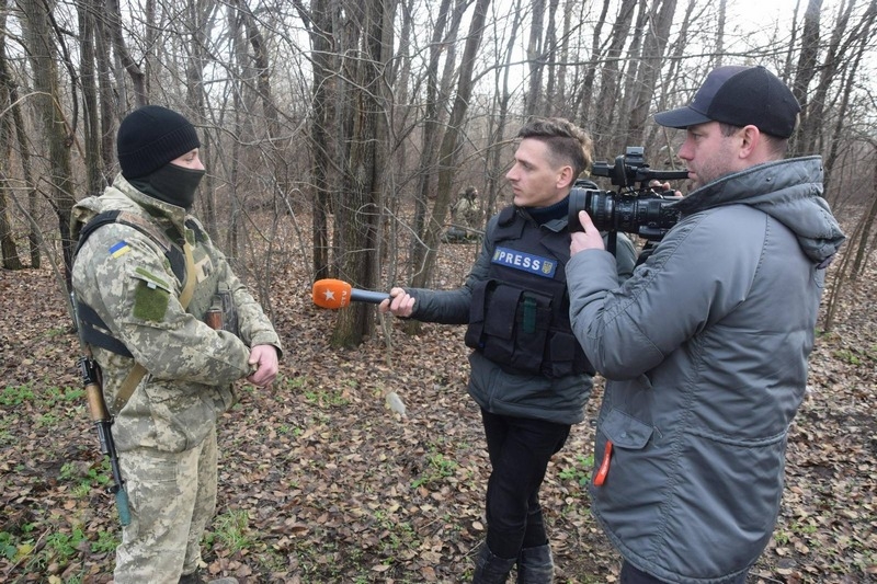 «Вперше за час війни я пошепки молився»: військкор Олег Корнієнко про роботу в Бахмуті