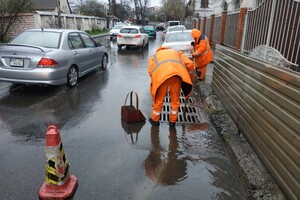 Дождь в Одессе: какая обстановка на дорогах 