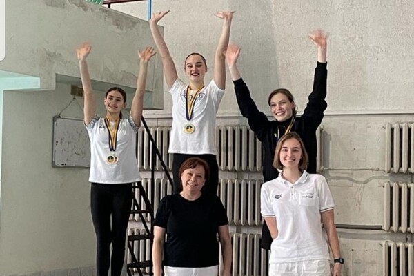 Одесская спортсменка завоевала серебро на чемпионате Украины по синхронному плаванию