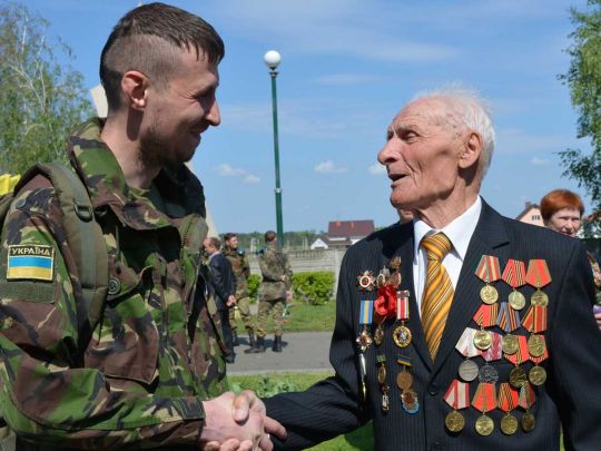 Частина пенсіонерів не отримає виплати у травні: коли надійдуть гроші