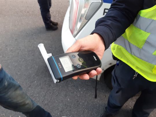 Дихайте в драгер двічі: експерт дав поради, як водіям зберегти 17 тисяч гривень