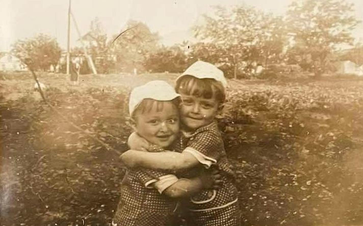 «В один день народилися і разом загинули»: за перемогу України віддали життя брати-близнюки
