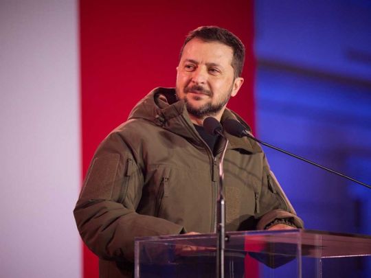 Жовто-сині й біло-червоні прапори міцніші за ворожий триколор: Зеленський закликав до єдності України і Польщі