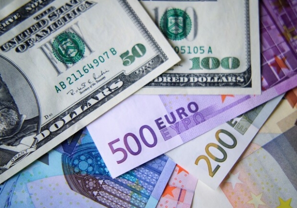 Курс валют в Украине: сколько стоит доллар и евро