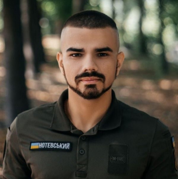«Поки навчаюсь в аспірантурі, але, якщо треба буде, піду на фронт»: 24-річний українець отримав 5 вищих освіт, встановивши рекорд країни