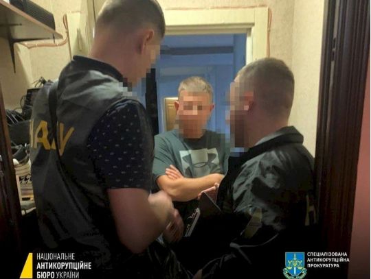 Вимагав 4 тисячі доларів за «правильне вирішення питання»: на Київщині викрили нечистого на руку суддю