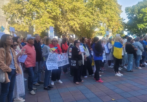 В Одессе прошел очередной пикет против затратных тендеров в военное время