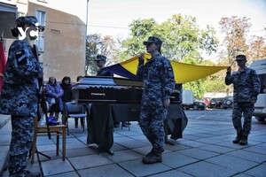 В Одессе простились с погибшим разведчиком (фото)