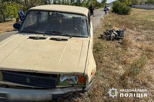 В Одесской области легковушка столкнулась с мопедом: пострадала женщина