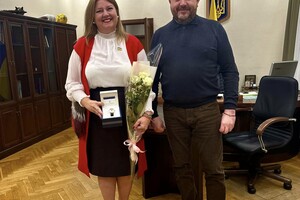 Одесский облсовет потратил почти полмиллиона гривен на часы: волонтеры возмущены