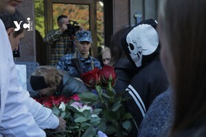 В Одессе простились с погибшим разведчиком (фото)