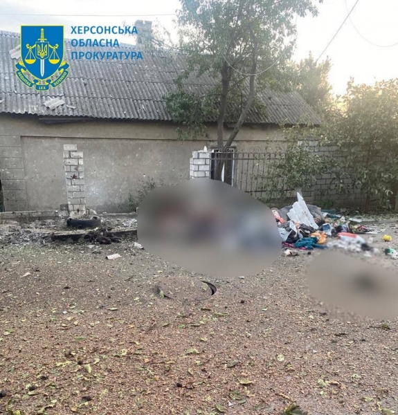 Світлана вийшла з дому у двір і розмовляла із сусідками: внаслідок прямого влучення снаряда у Херсоні на очах у сина загинула медсестра