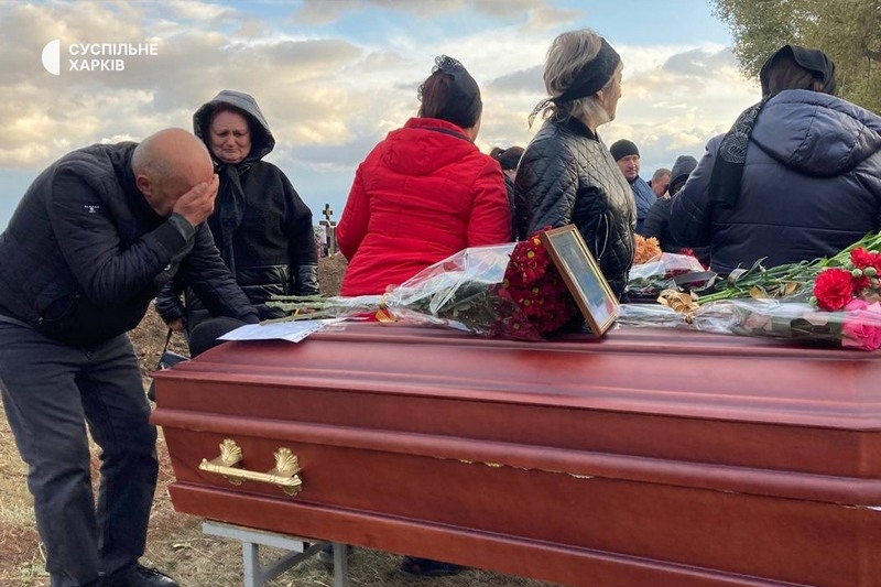 «У кафе загинув їхній хрещений батько»: що відомо про братів, які корегували ракетний удар по Грозі на Харківщині