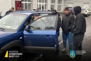 Правоохранители задержали мужчину, который пытался дать взятку командующему ОСГВ "Одесса"