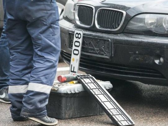 Литва передаватиме Україні конфісковані автомобілі, які зареєстровані у рф