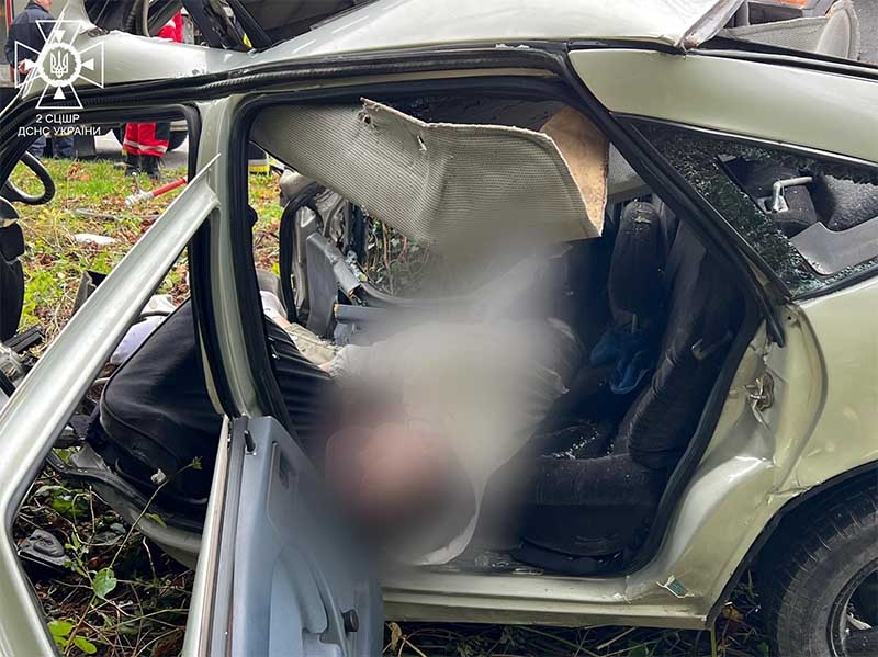 Смертельна ДТП на Львівщині: 17-річний водій відправив на той світ товариша