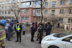 В Одессе неадекватный мужчина взял в заложники женщину и ребенка: что известно