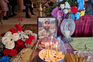 Погиб за несколько дней до 32-летия: в Одесской области простились с военным Эдуардом Пельтеком