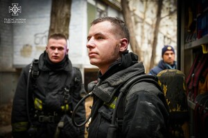 На Семинарской тушили пожар в многоэтажке