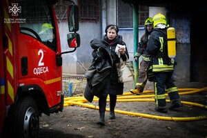На Семинарской тушили пожар в многоэтажке
