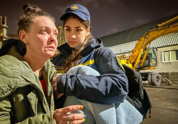 ГСЧС: в поврежденном обломками дронов общежитии в Одессе было много людей в стрессовом состоянии