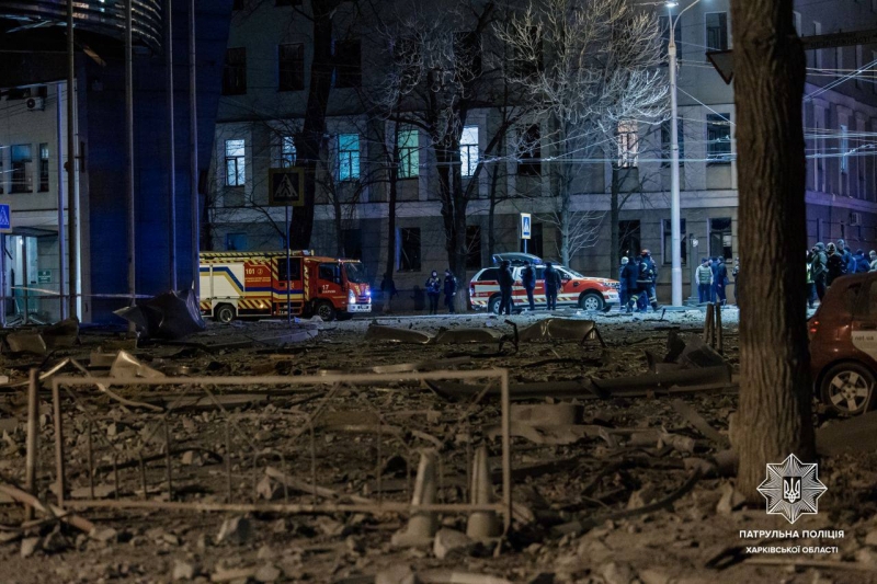 Харків під вогнем: після ракетного обстрілу окупанти вдарили по центру міста дронами (фото, відео)