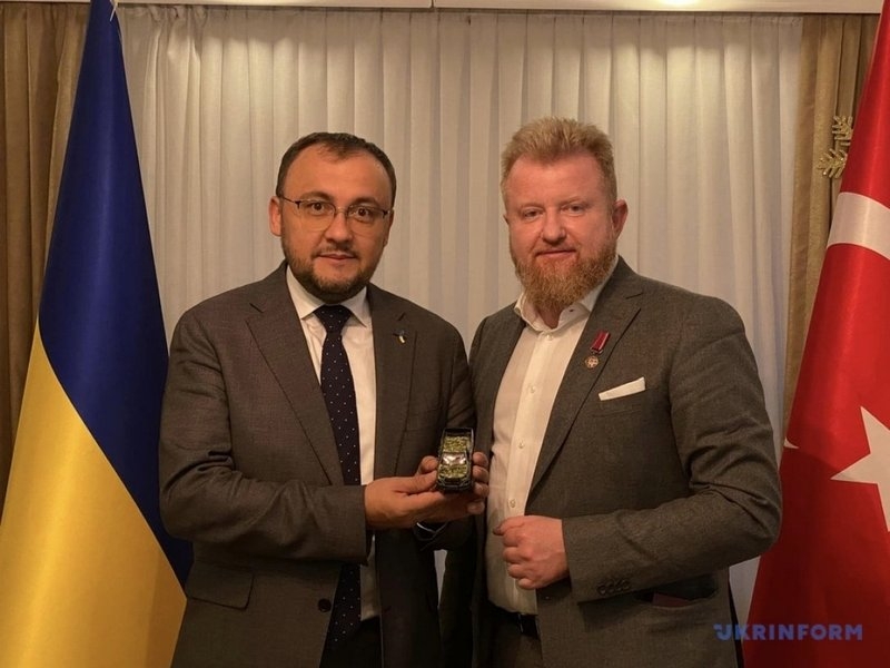 Засновник проєкту з евакуації дітей-сиріт із прифронтових регіонів у Туреччину отримав орден