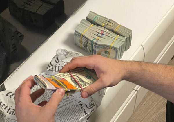 Налога в 18% на поступления средств на карты жителей Украины не будет
